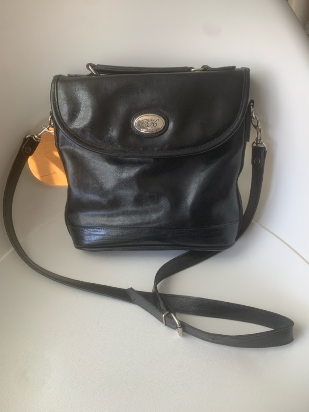 Vintage Italian Black Leather Crossbody Bag with Logo Plaque